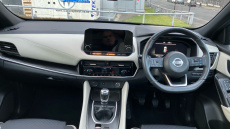 Nissan Qashqai 1.3 DiG-T MH Tekna 5dr Petrol Hatchback